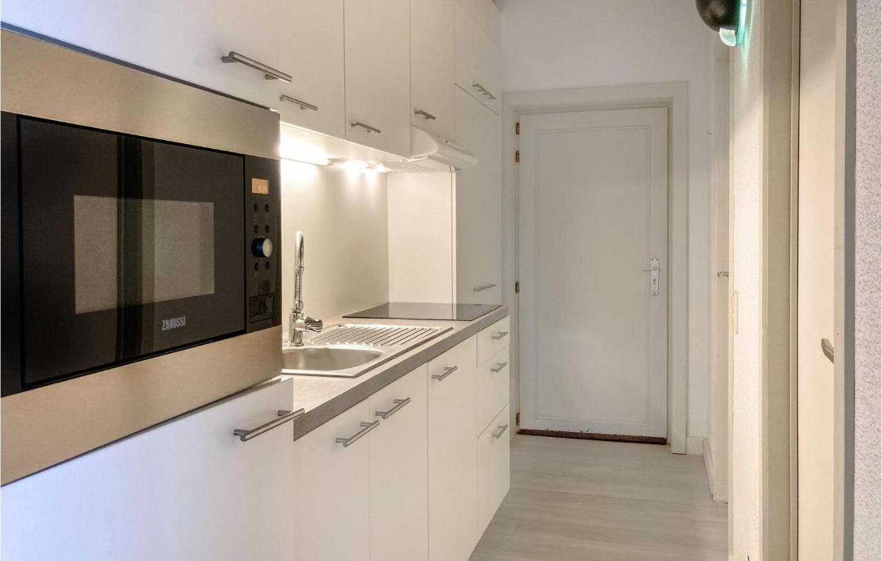 Gorgeous Apartment In Bredene With Kitchen Екстер'єр фото